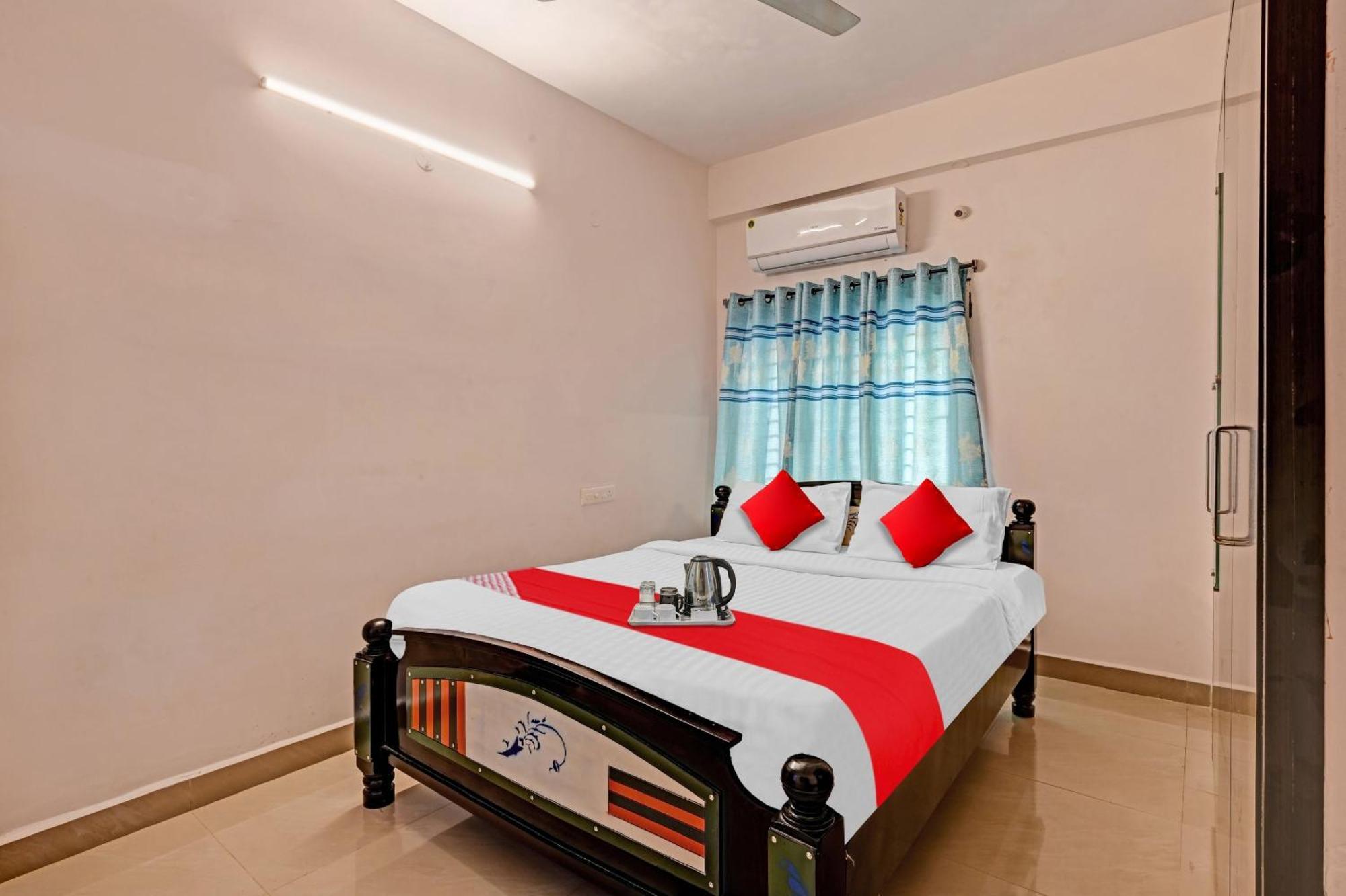 Hotel O Coastal Inn Luxury Service Apartments Kakinada Exterior photo