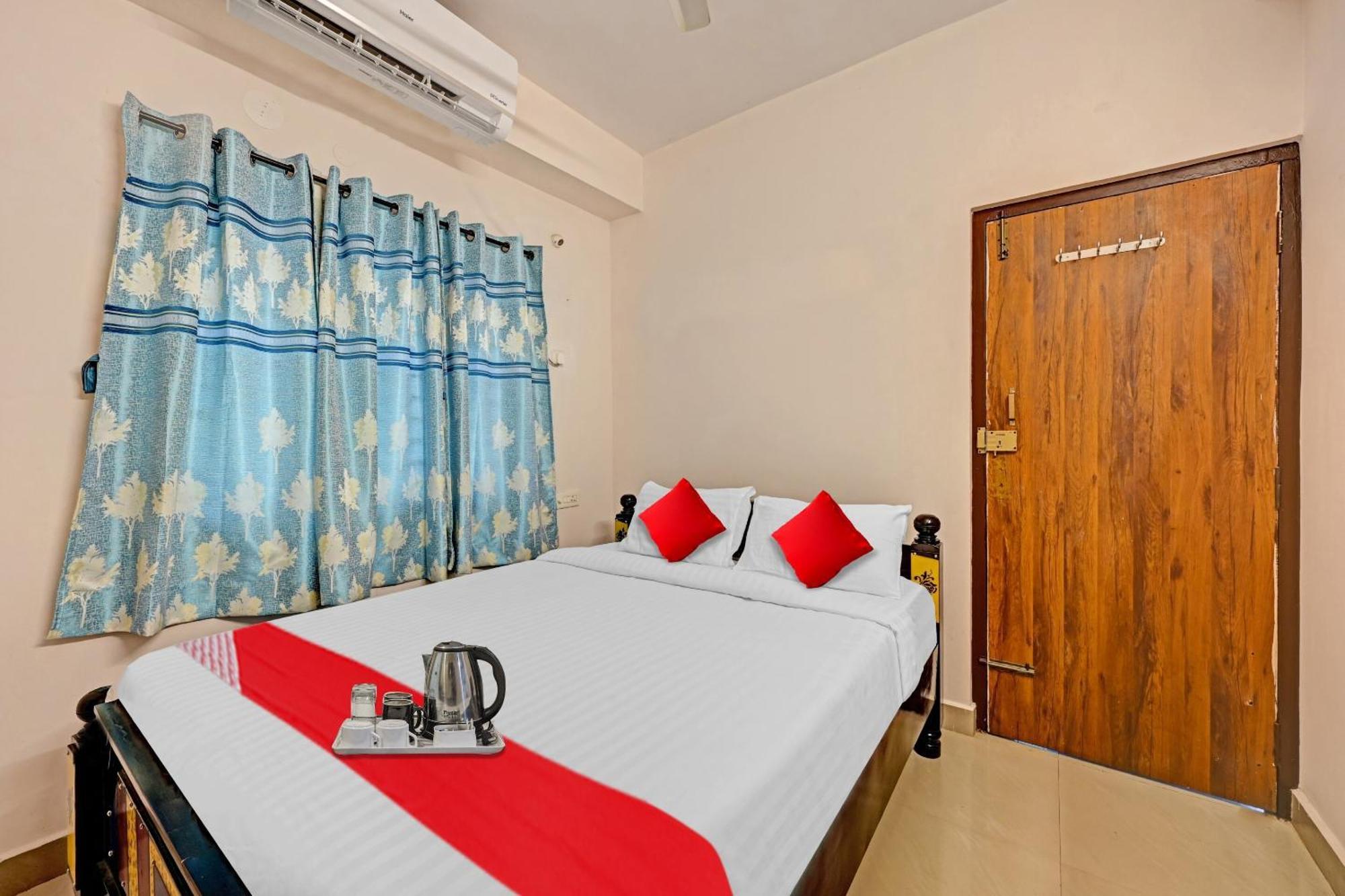 Hotel O Coastal Inn Luxury Service Apartments Kakinada Exterior photo